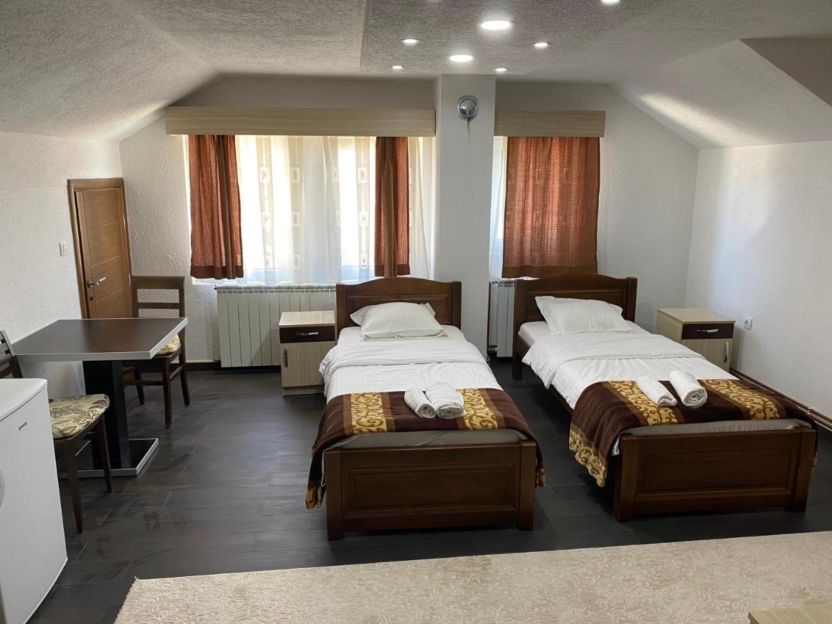 Apartmani Ambiente Plav Zewnętrze zdjęcie